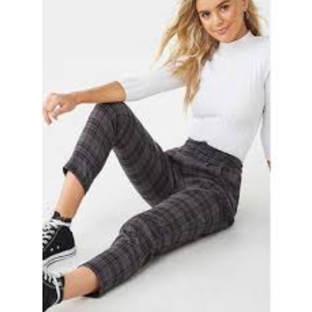 Grey/black plaid trousers! NWT